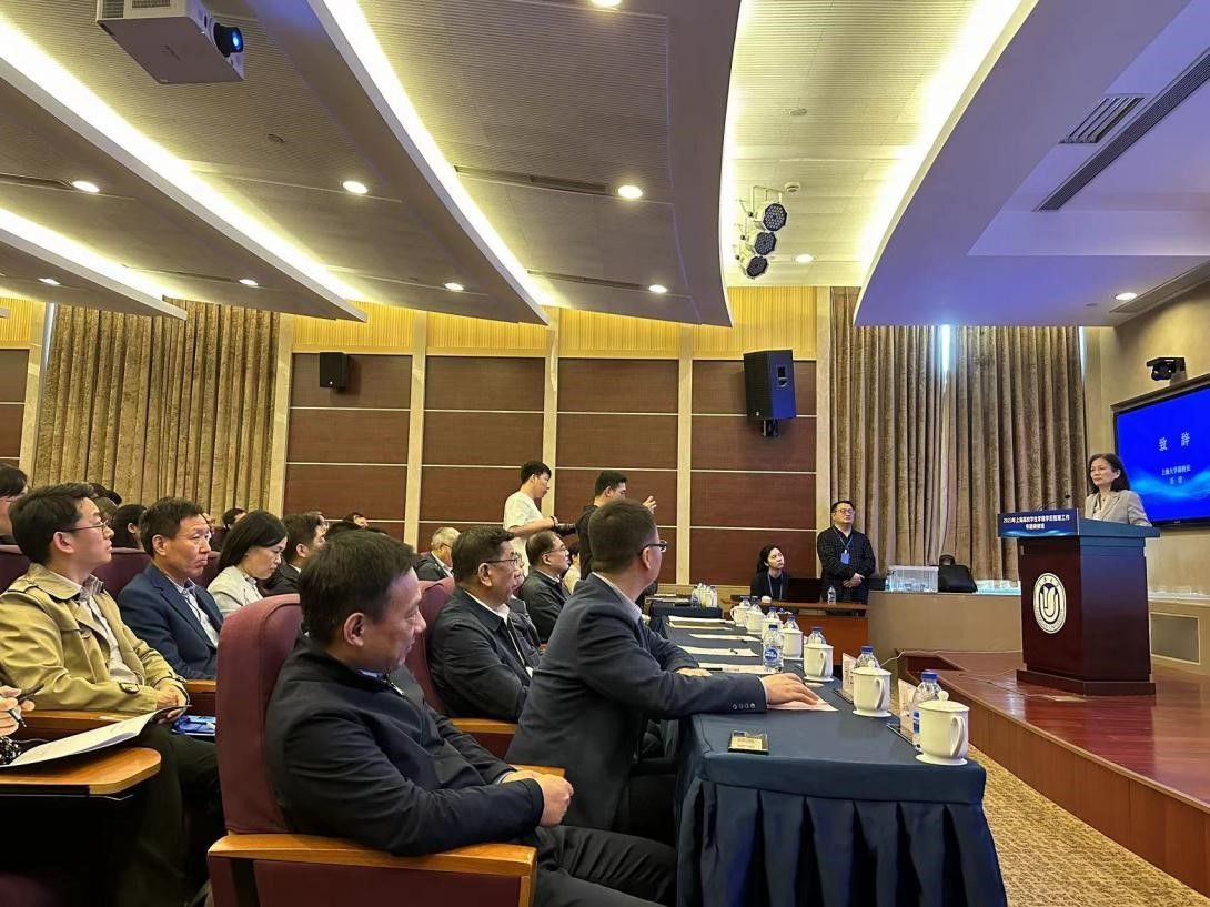 研修班会场2.jpg 研修班会场2.jpg